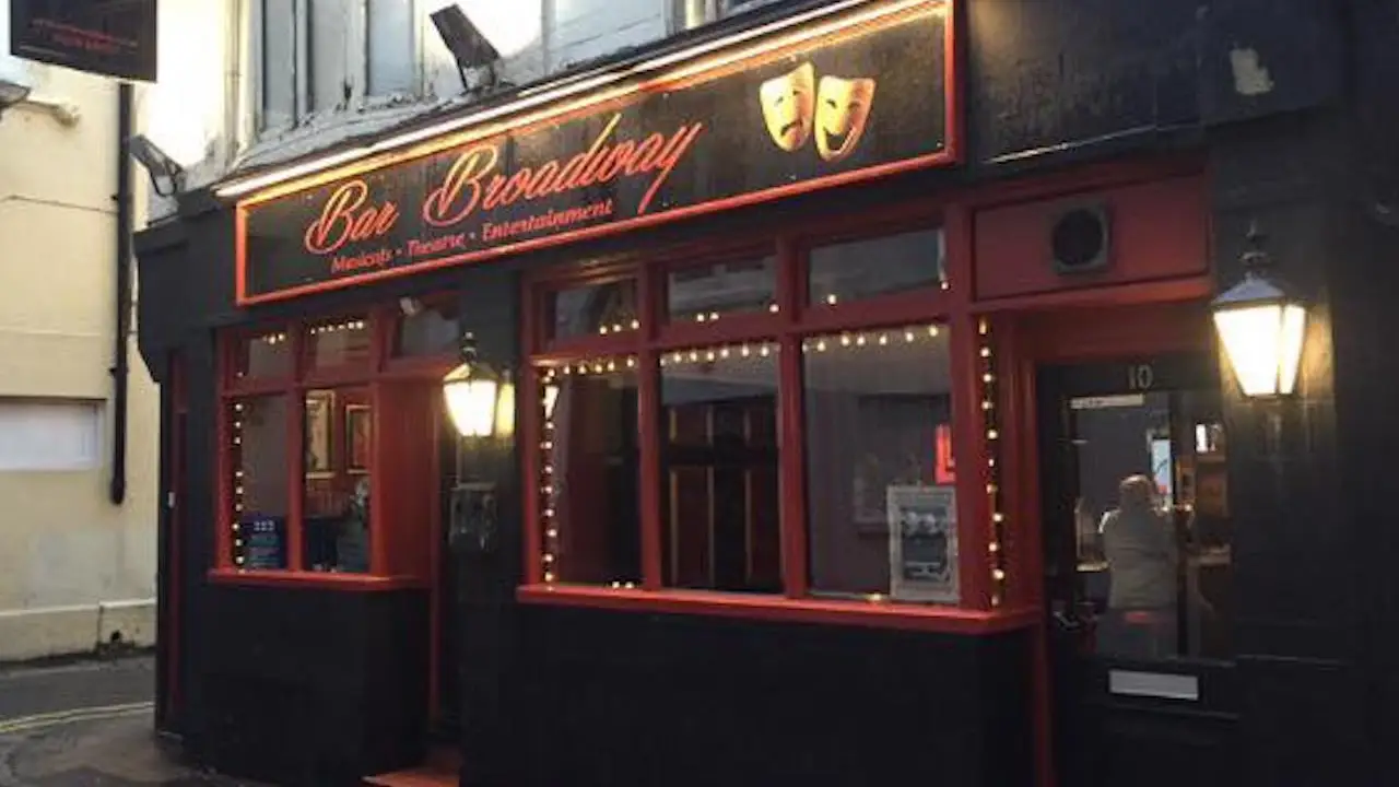 Bar Broadway, Brighton, 