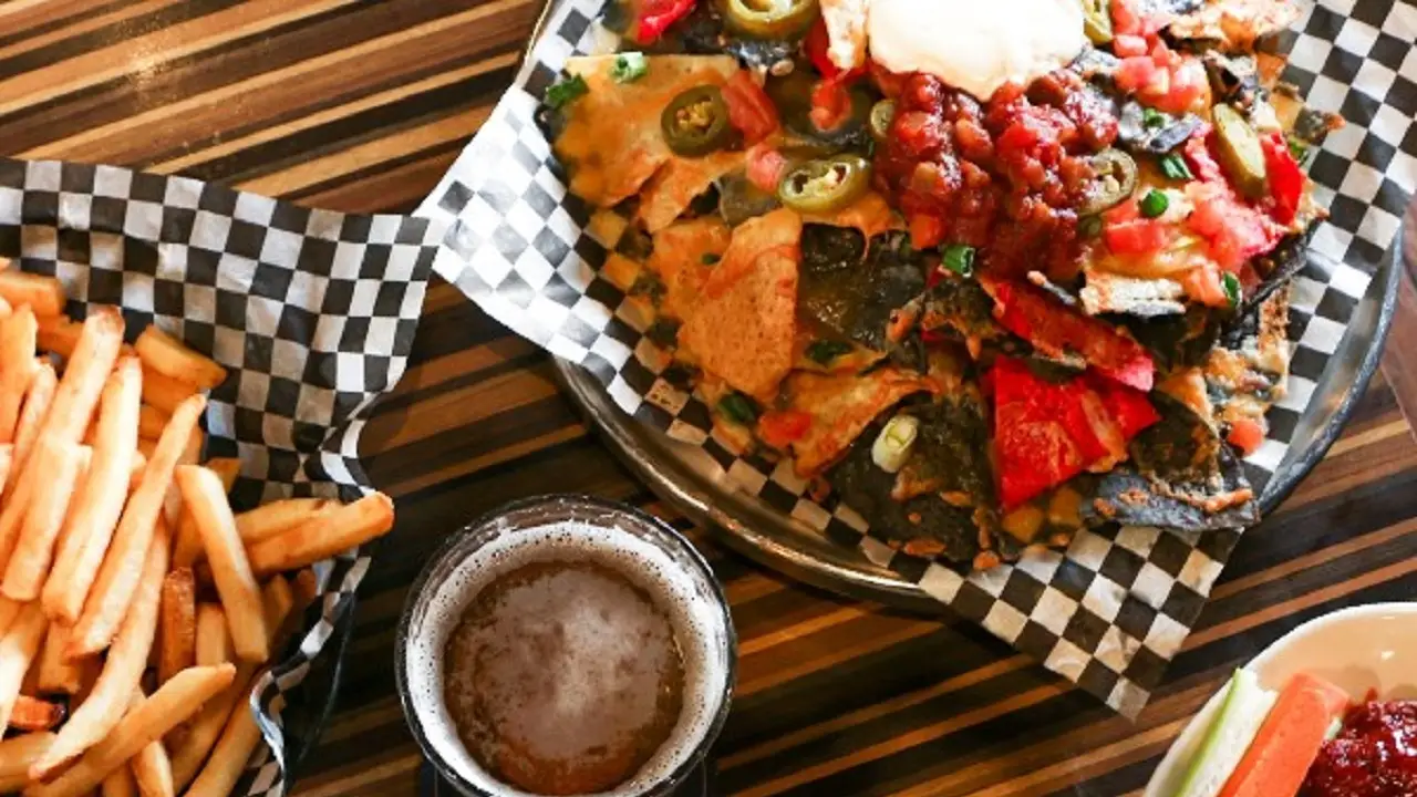 Crabby Joe's - Strathroy, Strathroy, ON