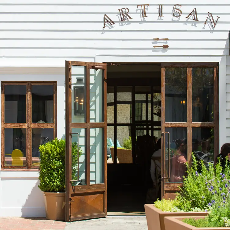 Artisan, Southport, CT