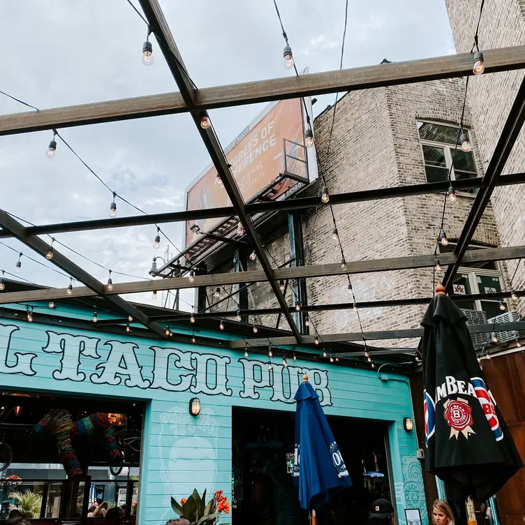 Broken English Taco Pub-Lincoln Park, Chicago, IL