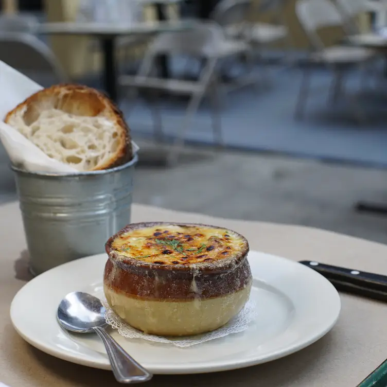 Le Parisien, New York, NY