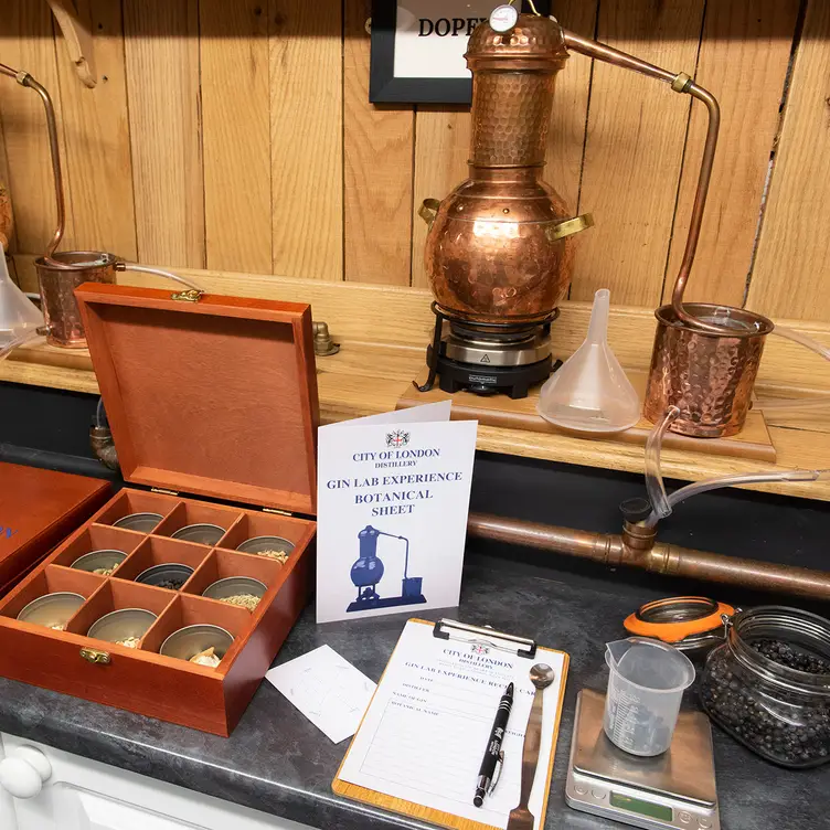 Gin Lab Experience - The City of London Distillery and Bar, London, 