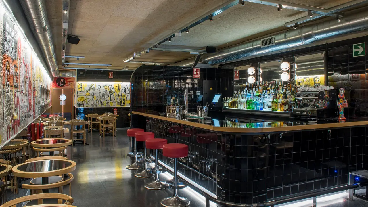 Cantina Roo, Madrid, MD