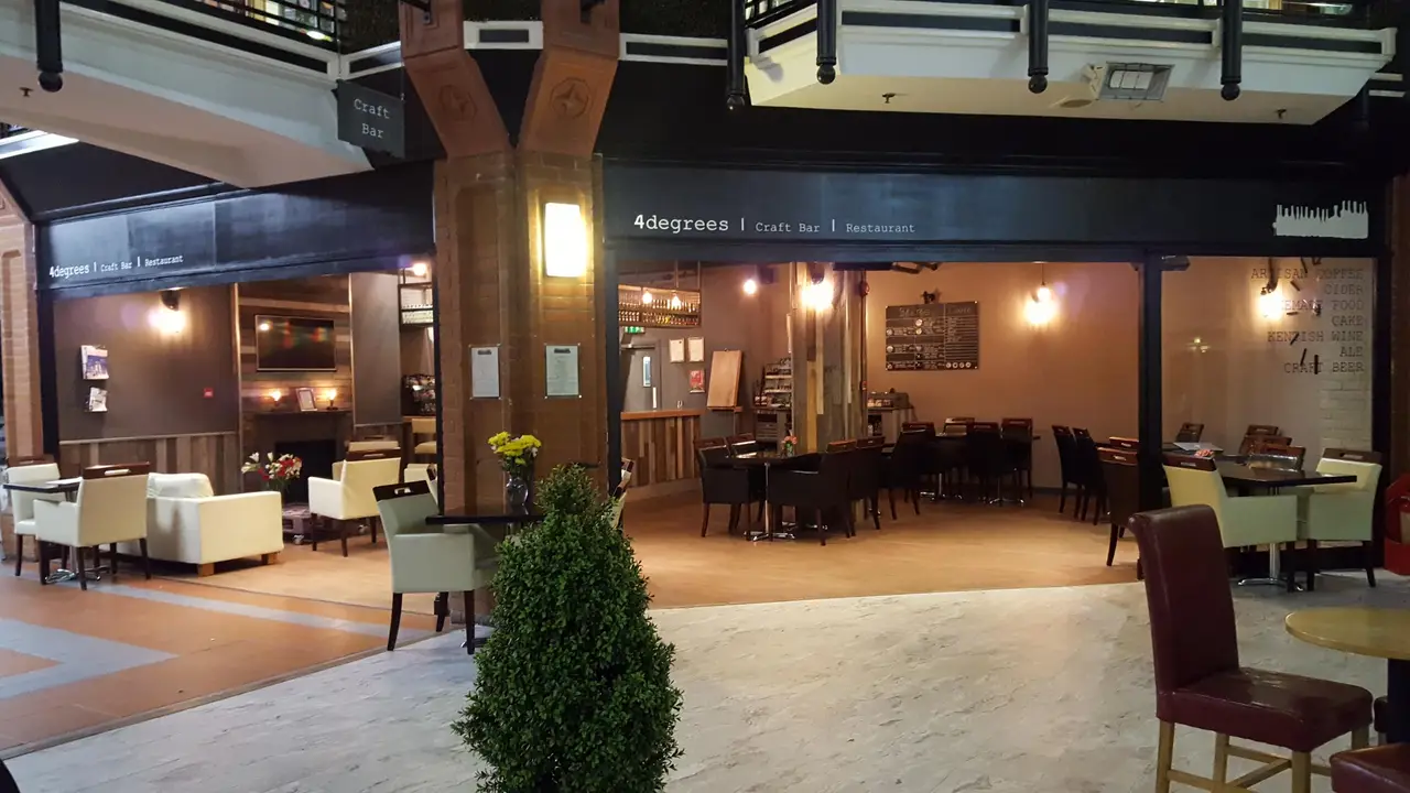 4Degrees Craft Bar & Restaurant, Maidstone, ENG