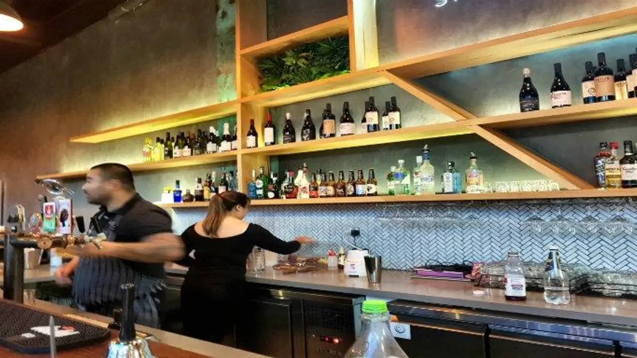 Mr Brooks Stonegrill & Bar, Melbourne, VIC
