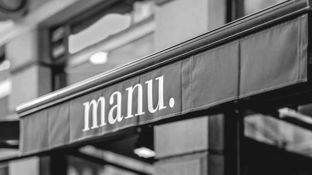 Manu. Weinbar & Restaurant, Munich, BY