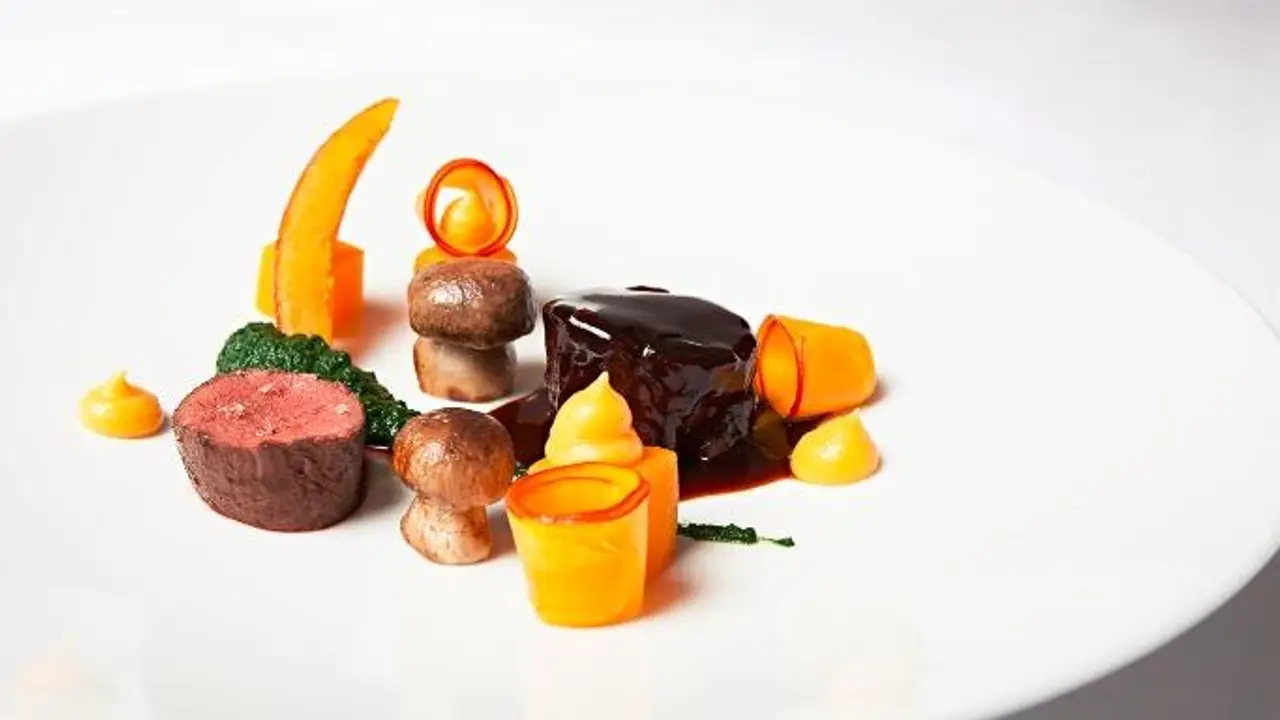 Restaurant DUKE, Berlin, BE