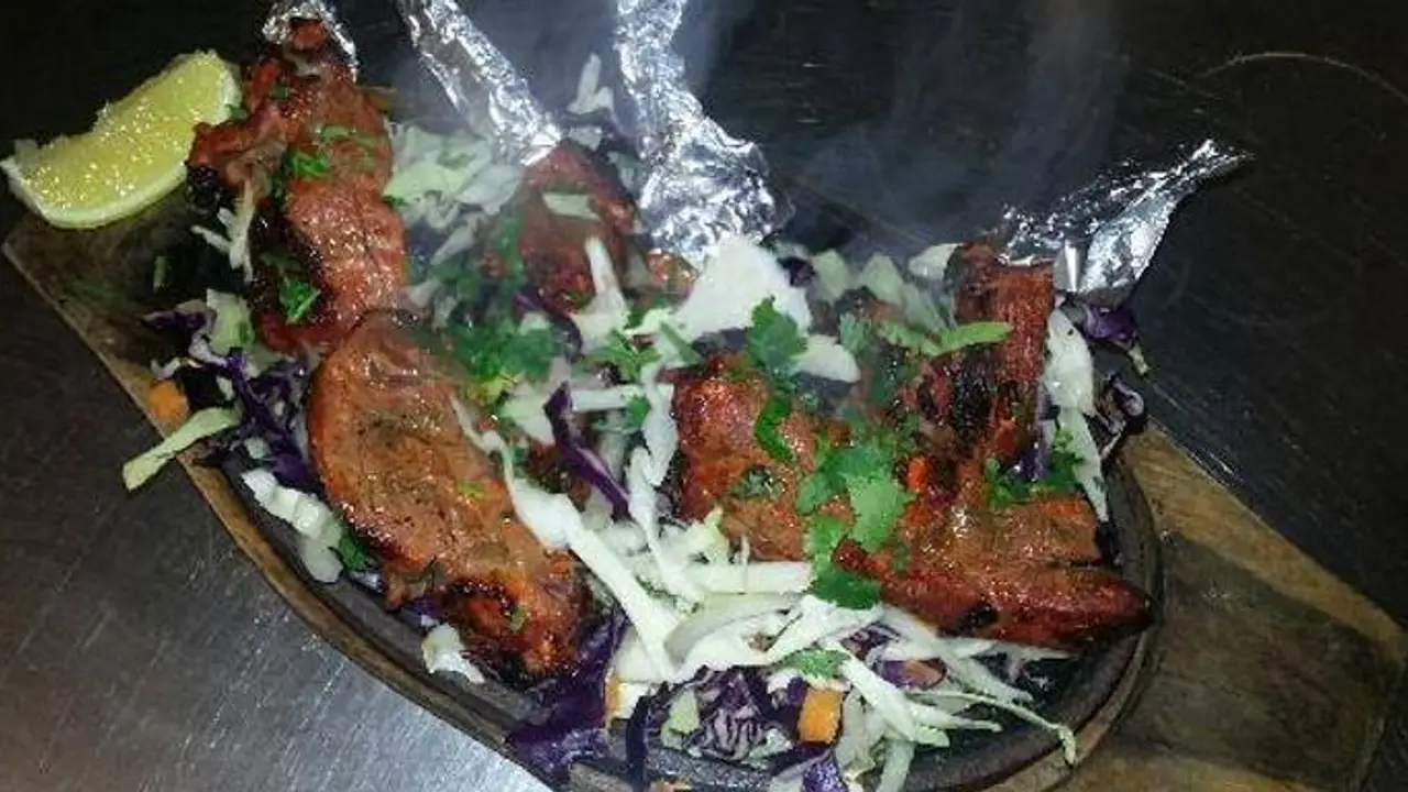 The Tandoori Place - Surfers Paradise, Clear Island Waters, QLD