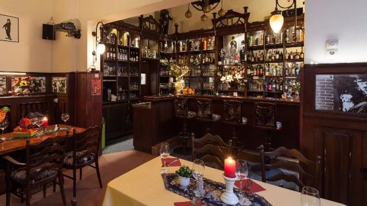 Restaurant Chaplin, Berlin, BE