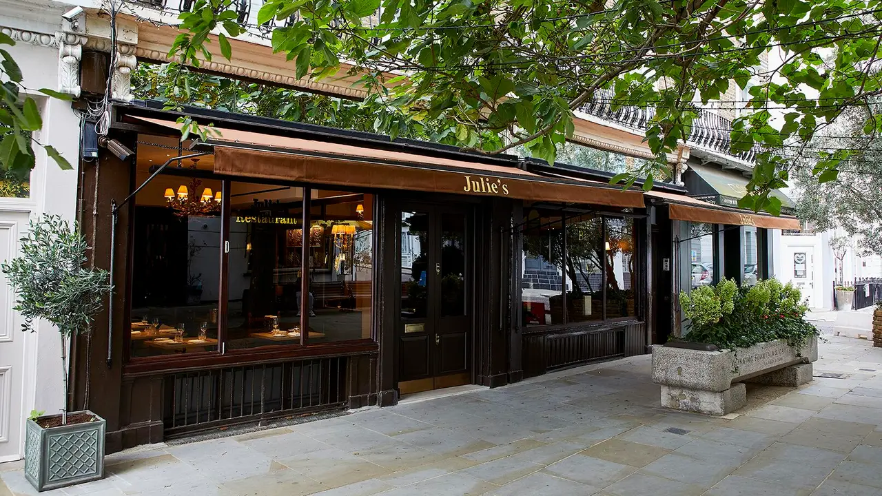 Julies Restaurant, London, 