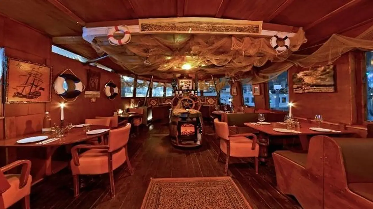 Marti Fischrestaurant, Berlin, BE