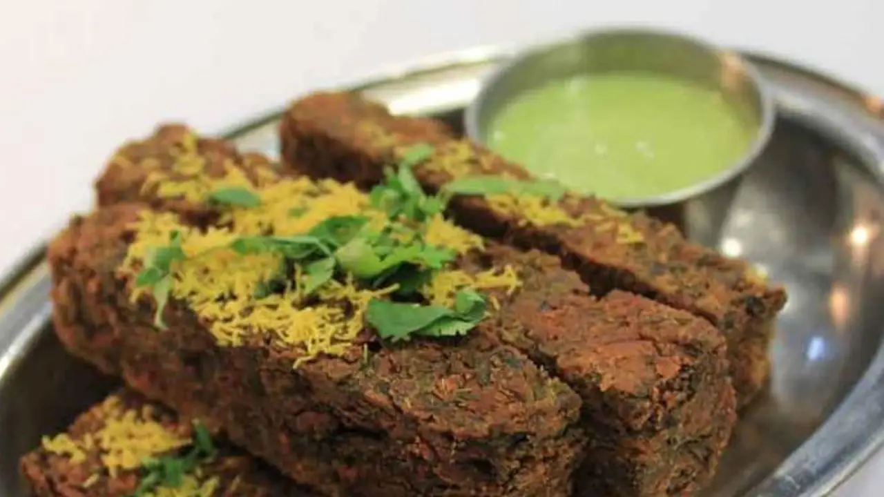 Shree Krishna Vada Pav - Pinner, London, ENG
