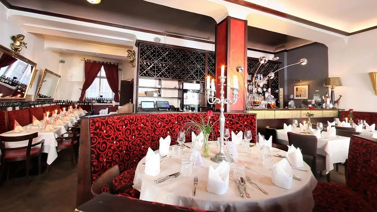 Machiavelli Cafe Bar Restaurant BE Berlin