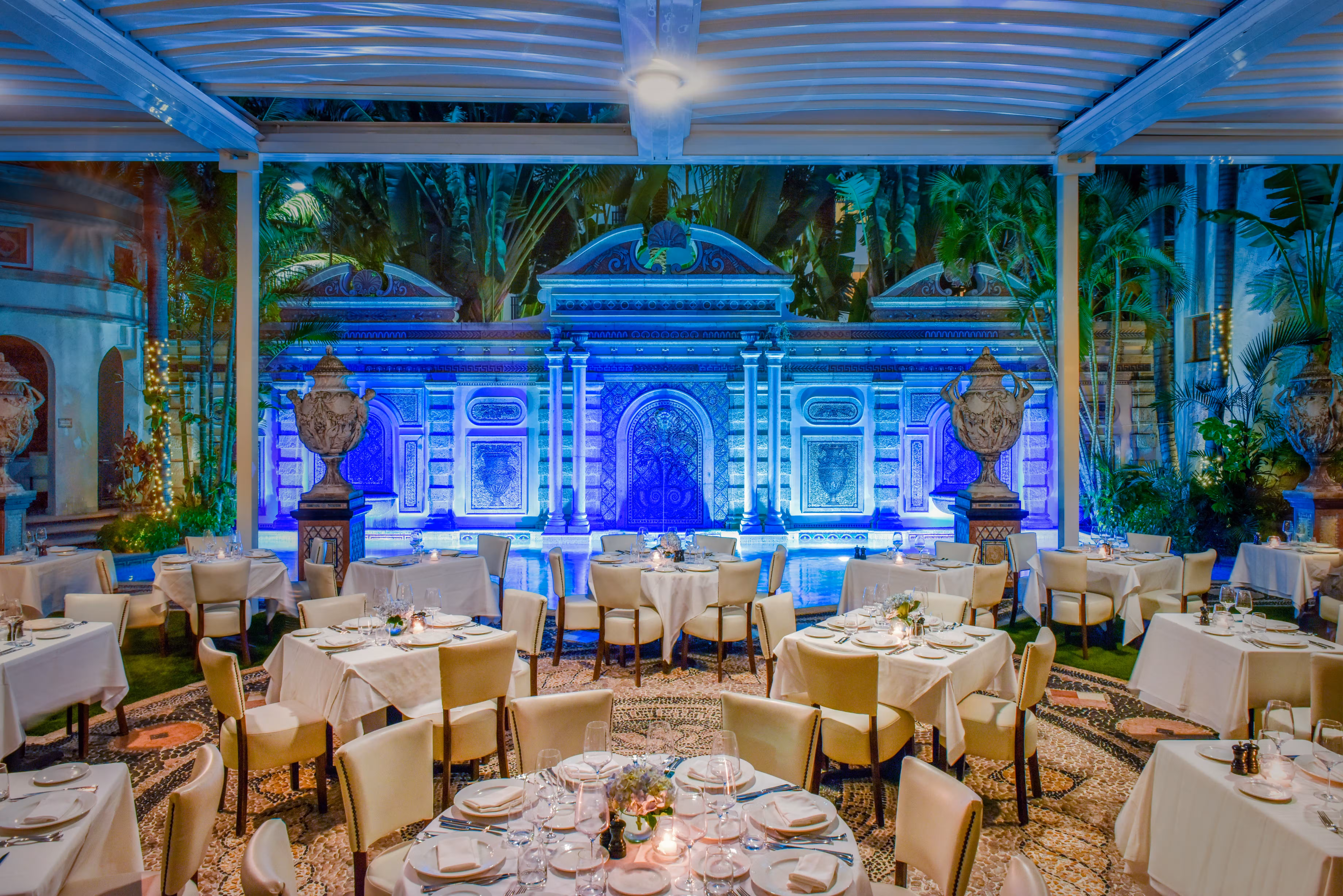 Gianni's at the Former Versace Mansion interior