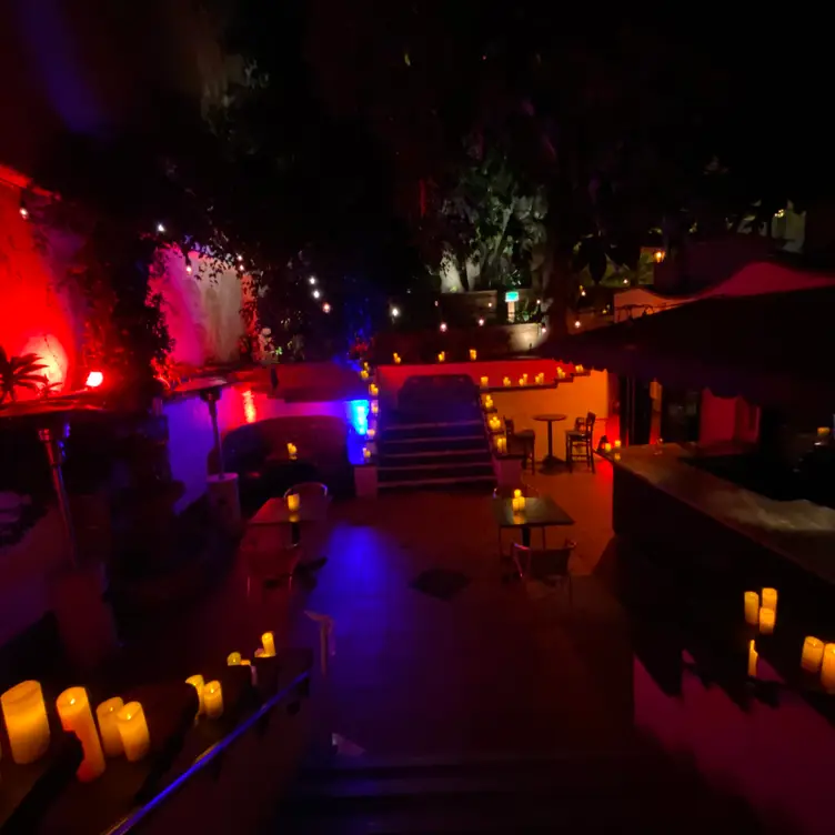 El Cid, Los Angeles, CA