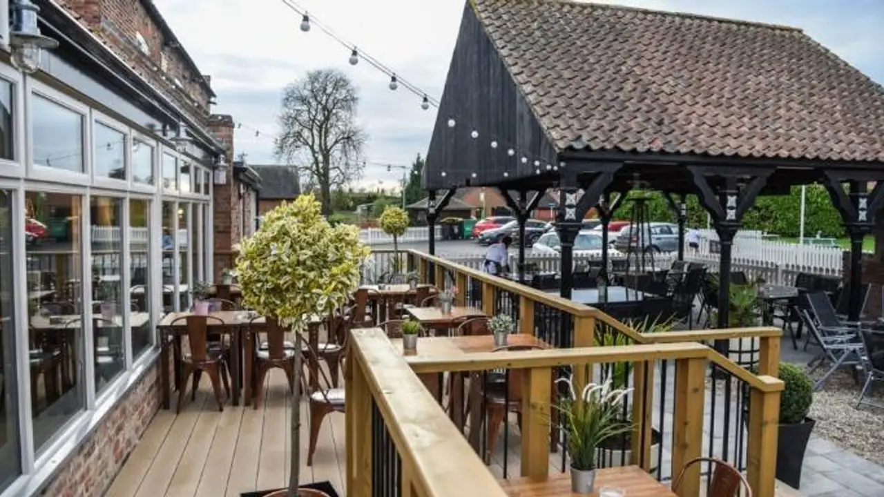 The Unicorn's Head，ENGLangar