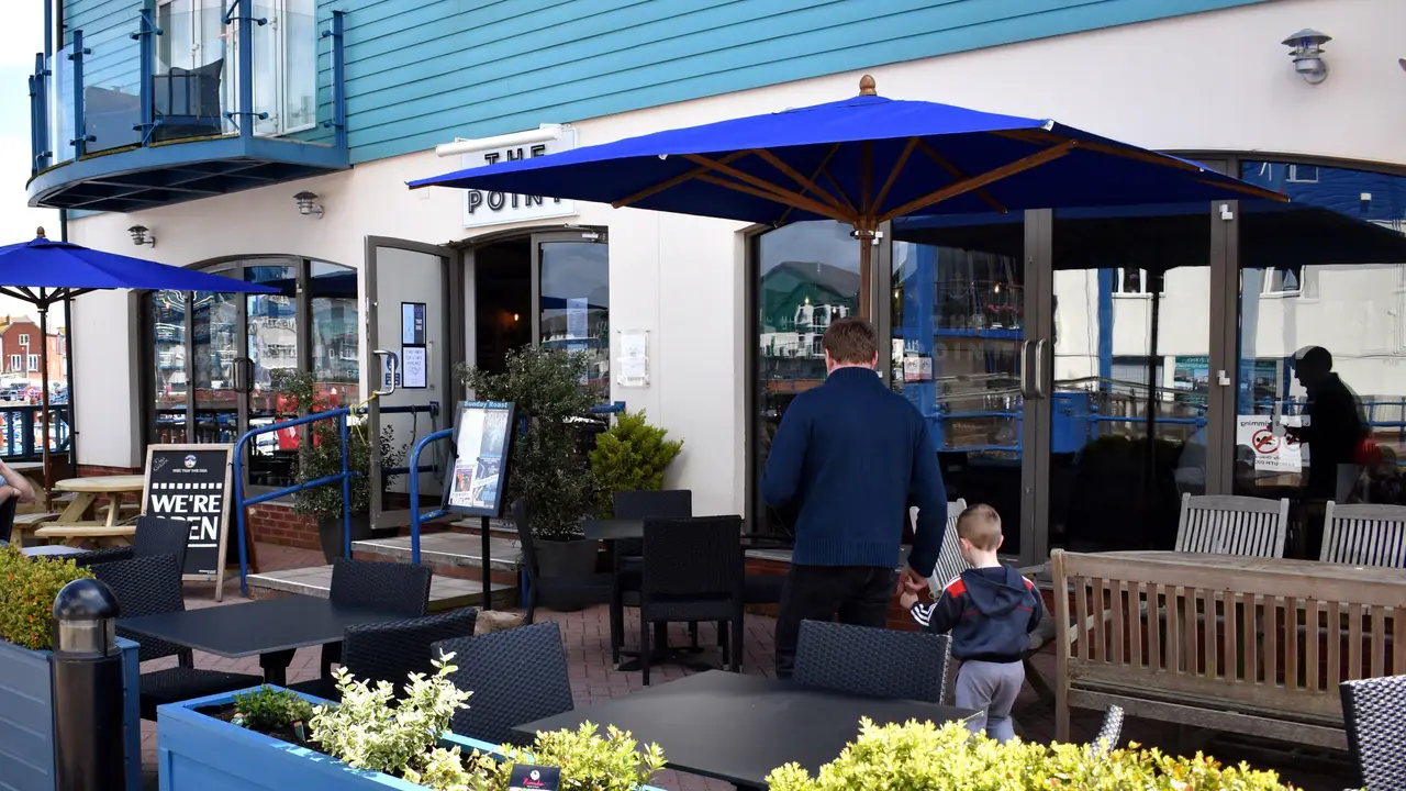 The Point Bar & Grill, Exmouth, ENG
