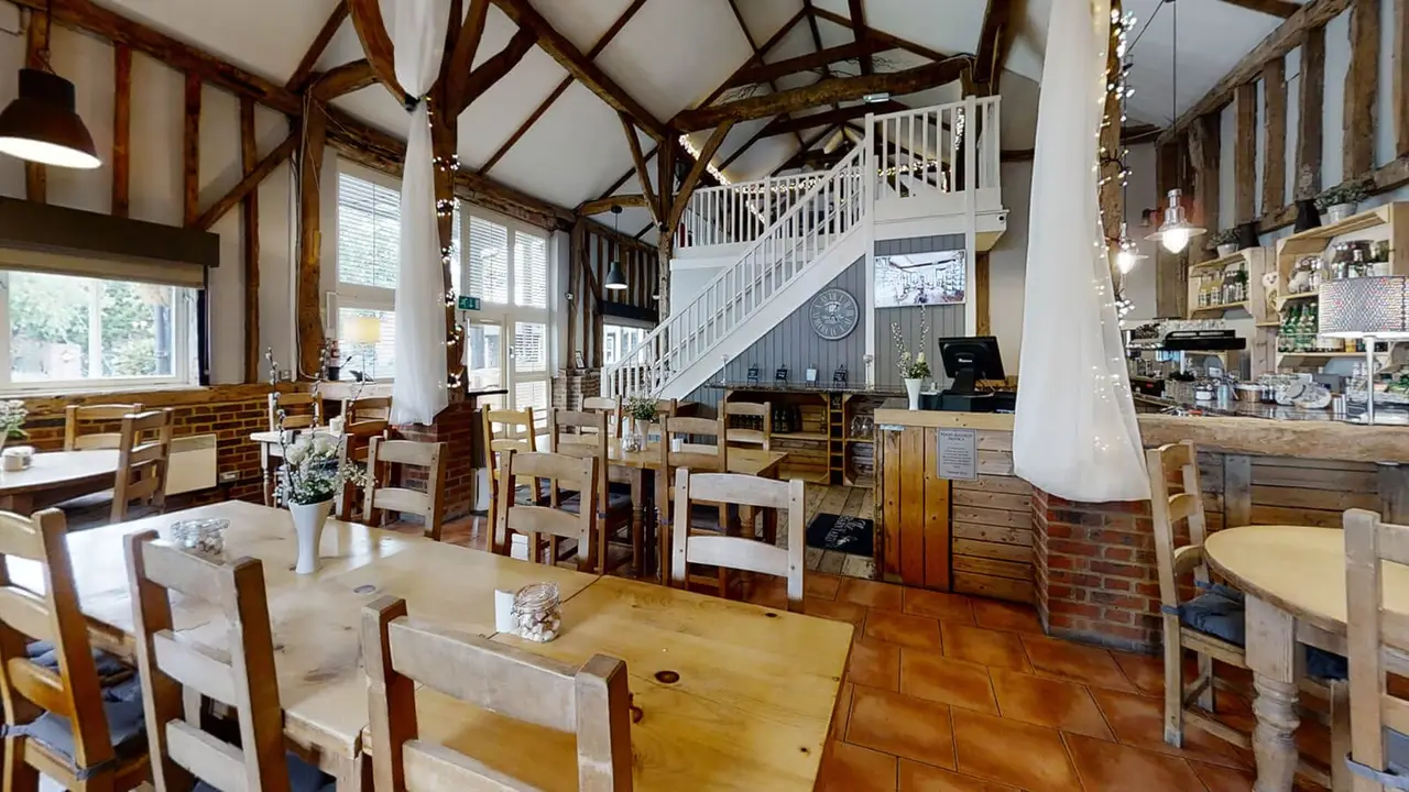 The BarnYard，KentSittingbourne