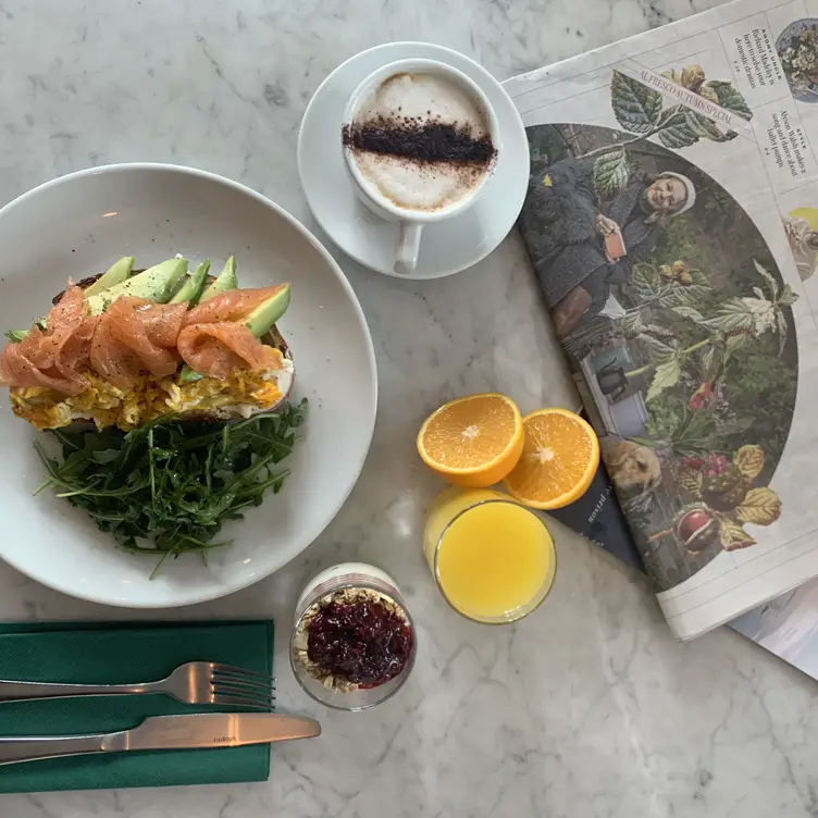 Capricci, London, 