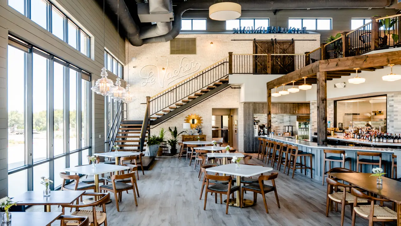 Le Vacher, Dripping Springs, TX
