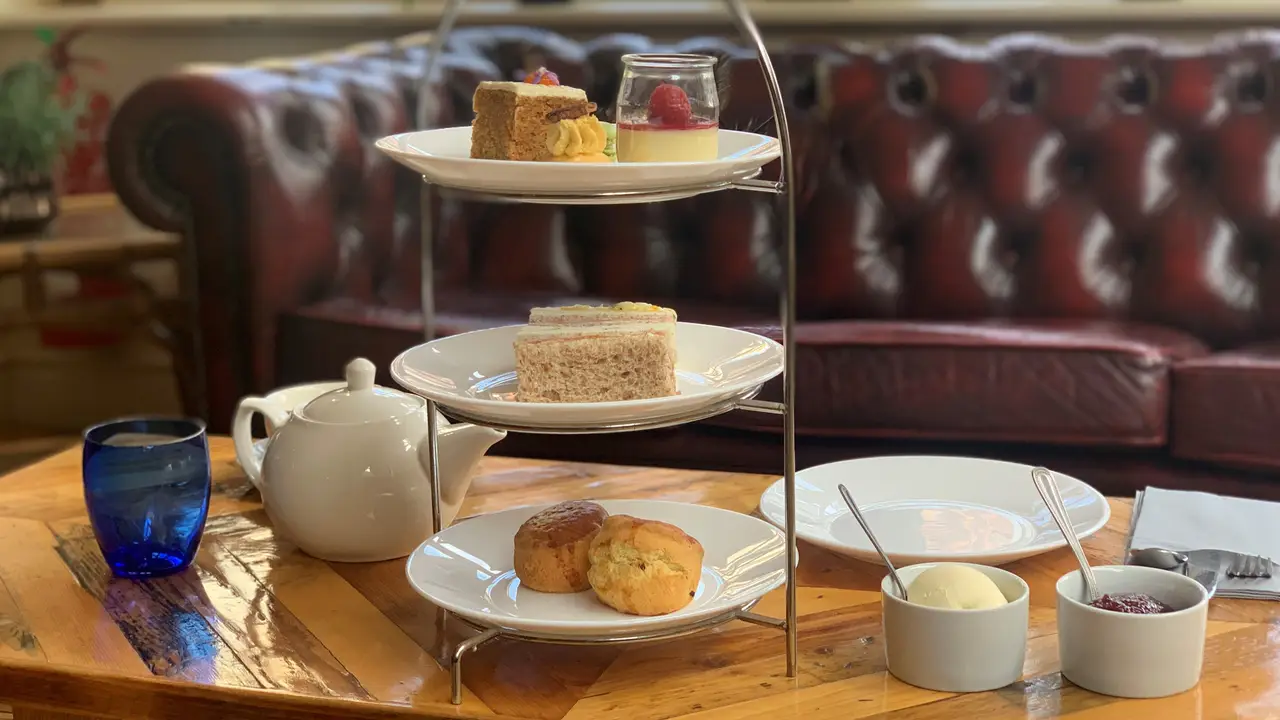 Afternoon Tea at The Moonraker, Trowbridge, Wiltshire
