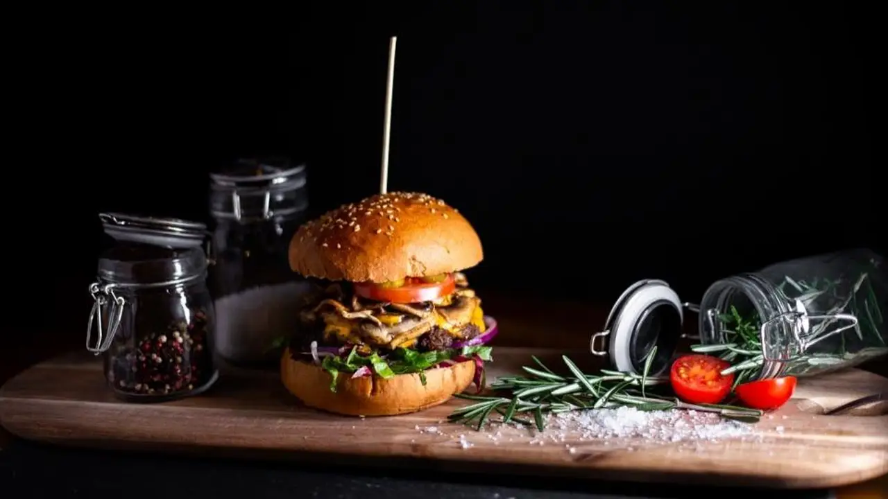 Kreuzburger Pappelallee, Berlin, BE