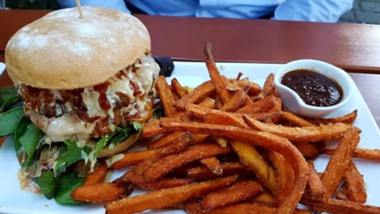 Menz Burger, Cologne, NW