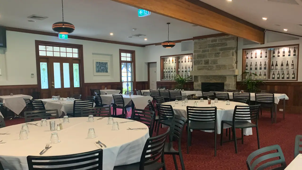 Meze Me Grove, Sydney, NSW