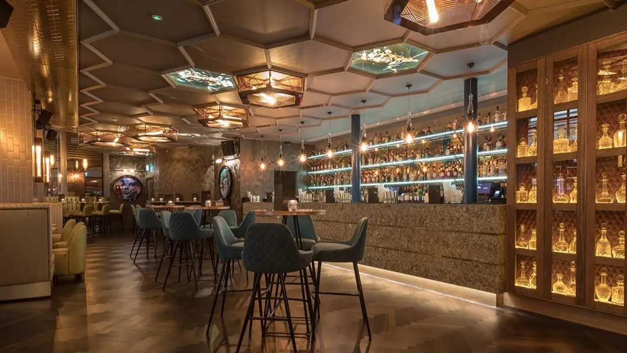 Dirty Martini - Manchester ENG Manchester