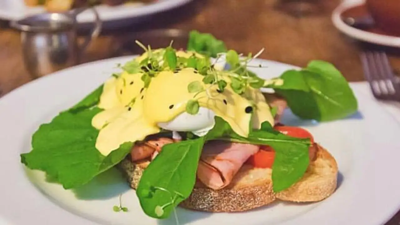 Lyons R.A.W. Cafe, Sydney, NSW