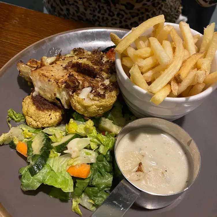 The Navigator, Lower Swanwick, Hampshire