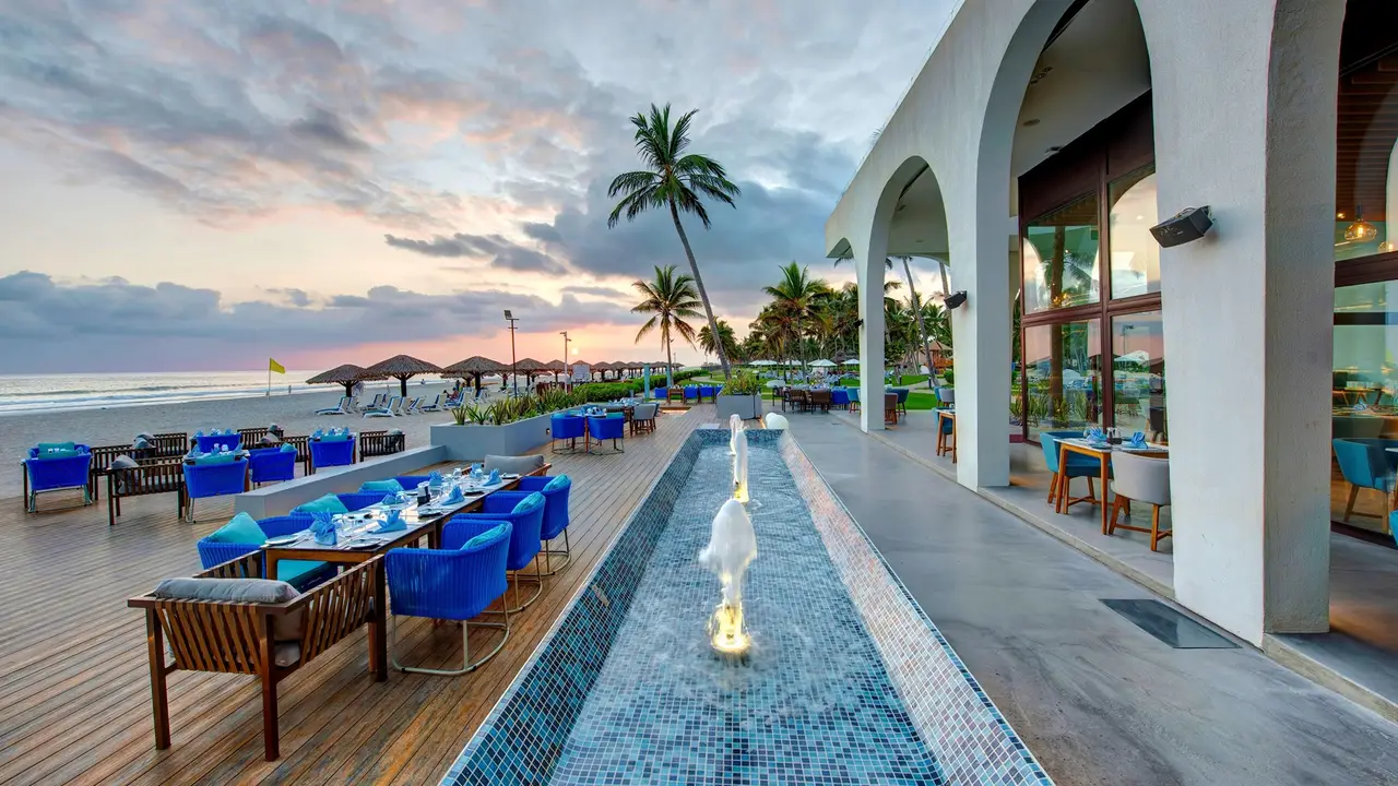 Ocean Blue Beach House - Crowne Plaza Resort Salalah, Salalah, 