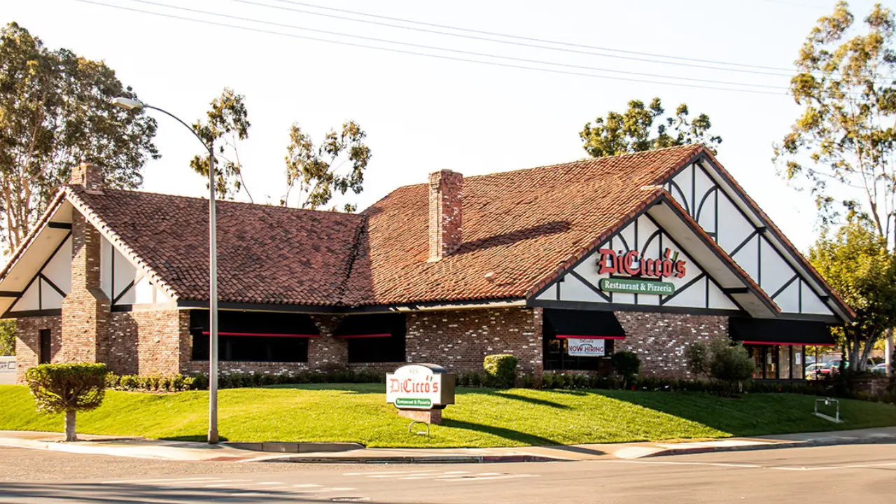 DiCicco's Italian Restaurant & Pizzeria- Escondido, Escondido, CA
