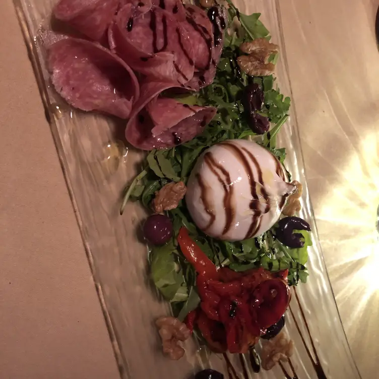 Fratello's Restaurant & Lounge, Sea Girt, NJ