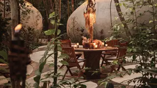 Una foto del restaurante Jungle Cuisine by AZULIK at Francisco Uh May