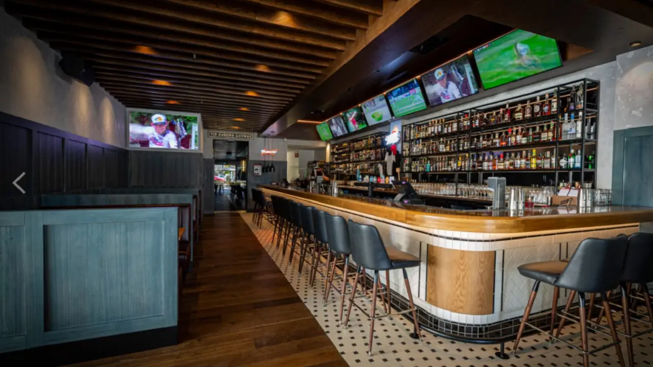 Fat Freddy's Beach Bar And Diner AU-QLD Broadbeach