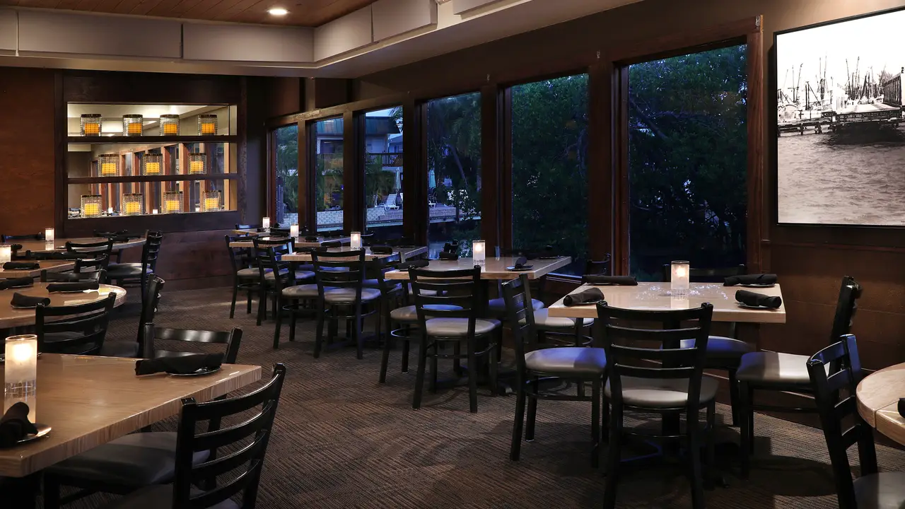 Charley's Boathouse Grill - Fort Myers, FL, Fort Myers Beach, FL