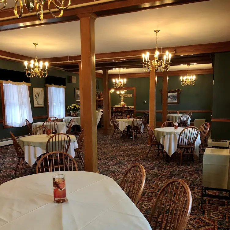 Spacious Dining - Eagle Landing, Jackson, NH