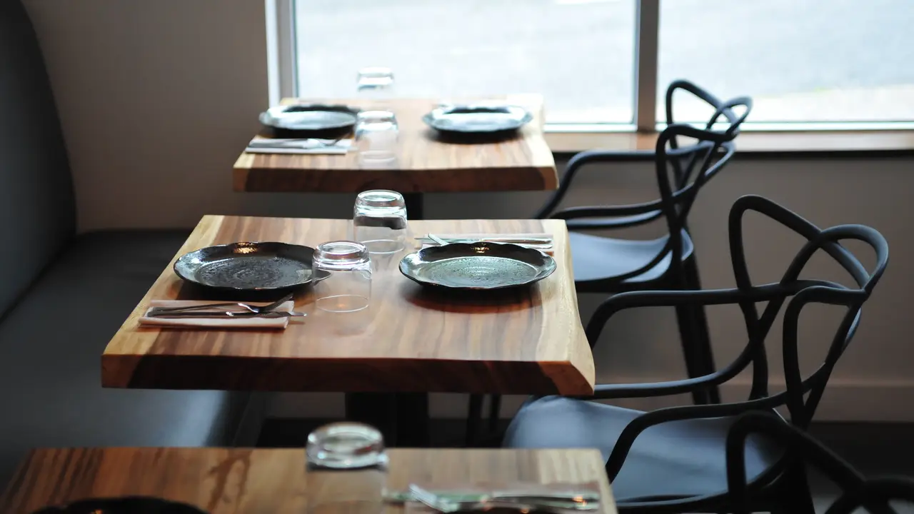 The Rise Global Fusion Eatery, Vancouver, BC