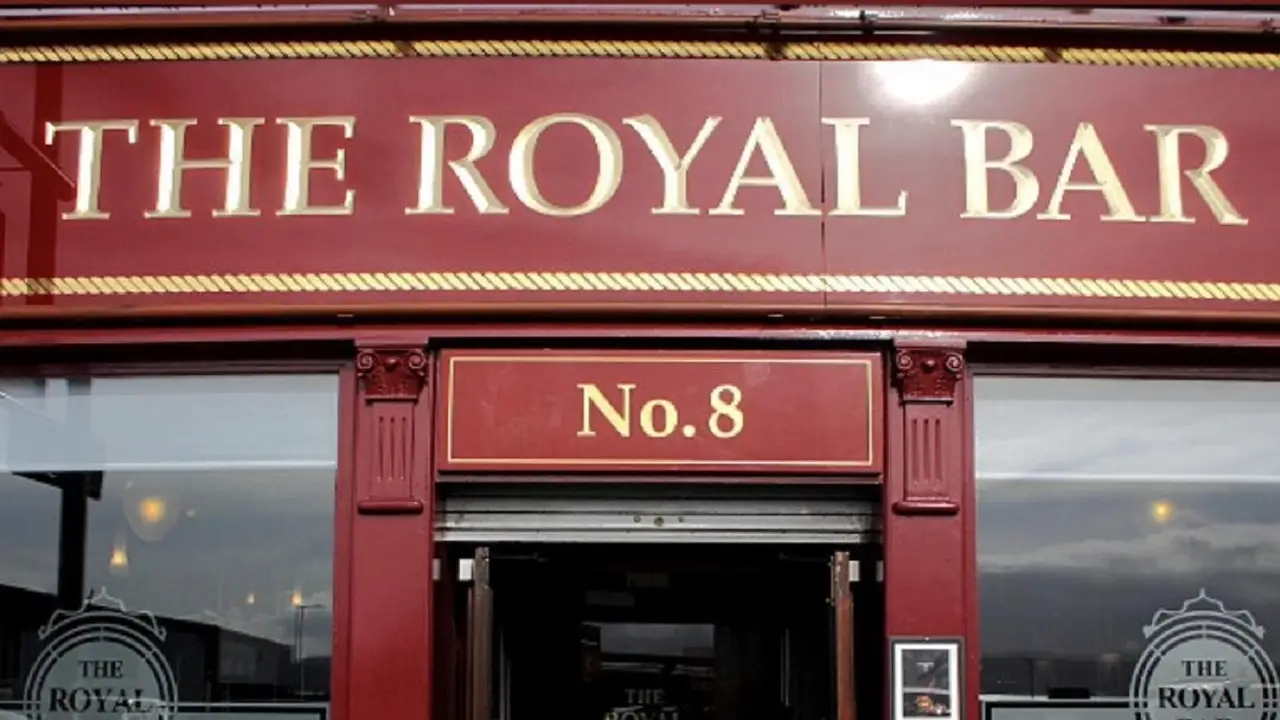The Royal Bar, Helensburgh, Dunbartonshire