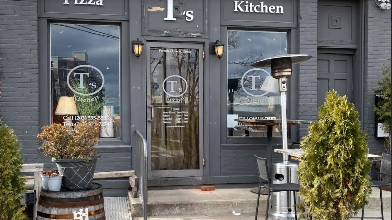 T's Kitchen & Wine Bar - Permanently Closed，CTStamford