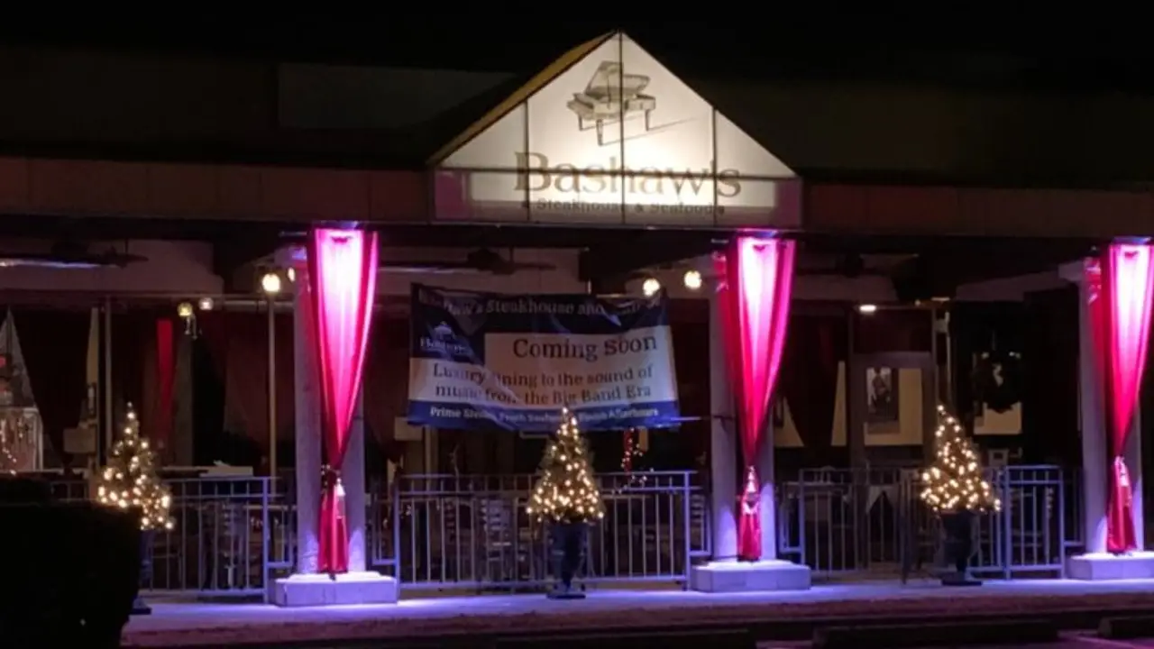 Night Photobig - Bashaw's Steakhouse & Seafood, Austin, TX
