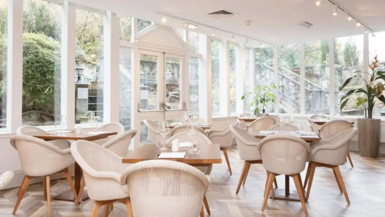 Afternoon Tea at Crowne Plaza - Edinburgh, Edinburgh, Edinburgh