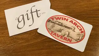 Una foto del restaurante Twin Arch Tavern