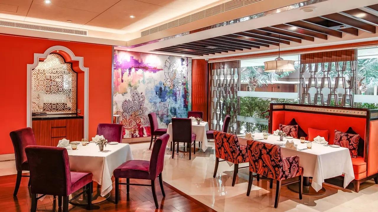 Namak - Dusit Thani Hotel - Abu Dhabi, Abu Dhabi, Abu Dhabi