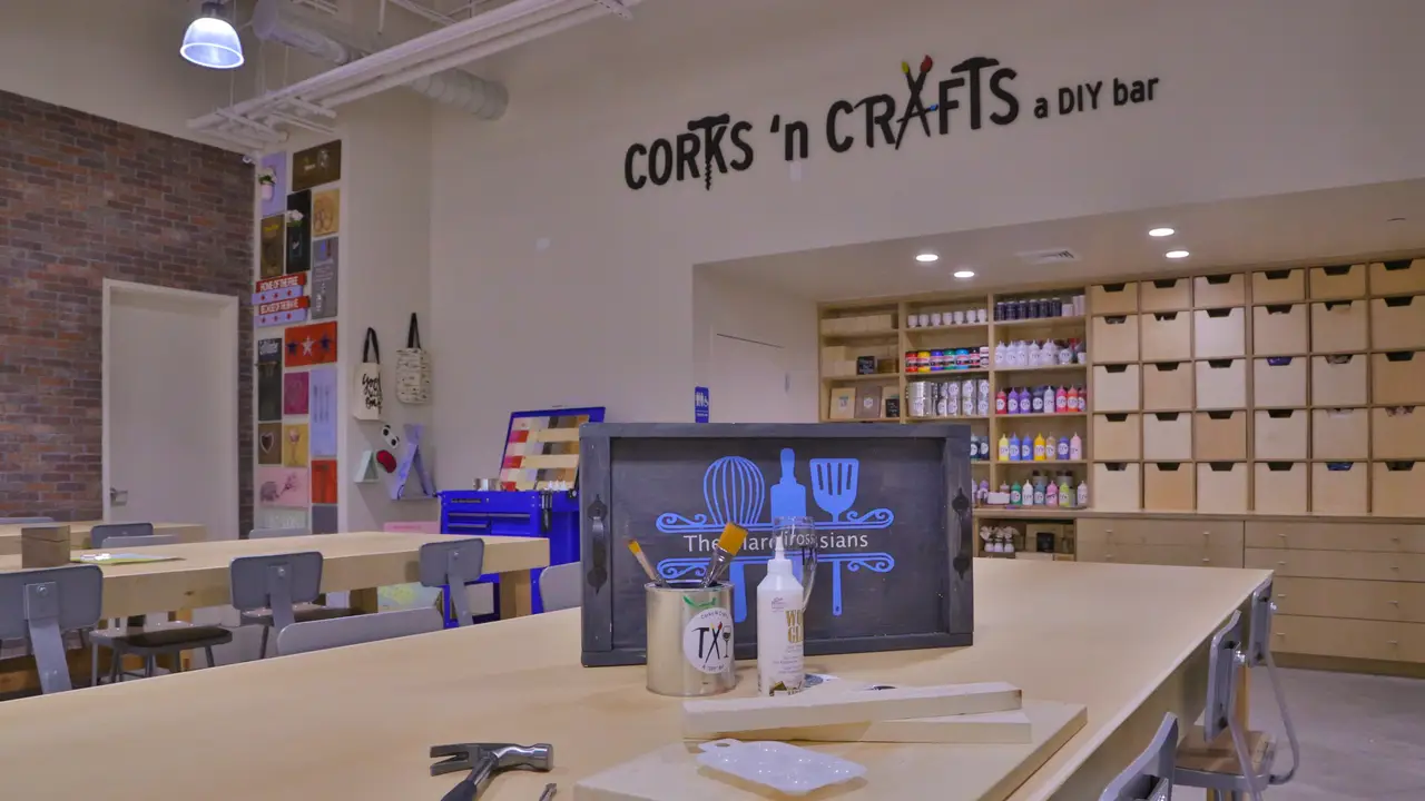 Corks N Crafts, Las Vegas, NV