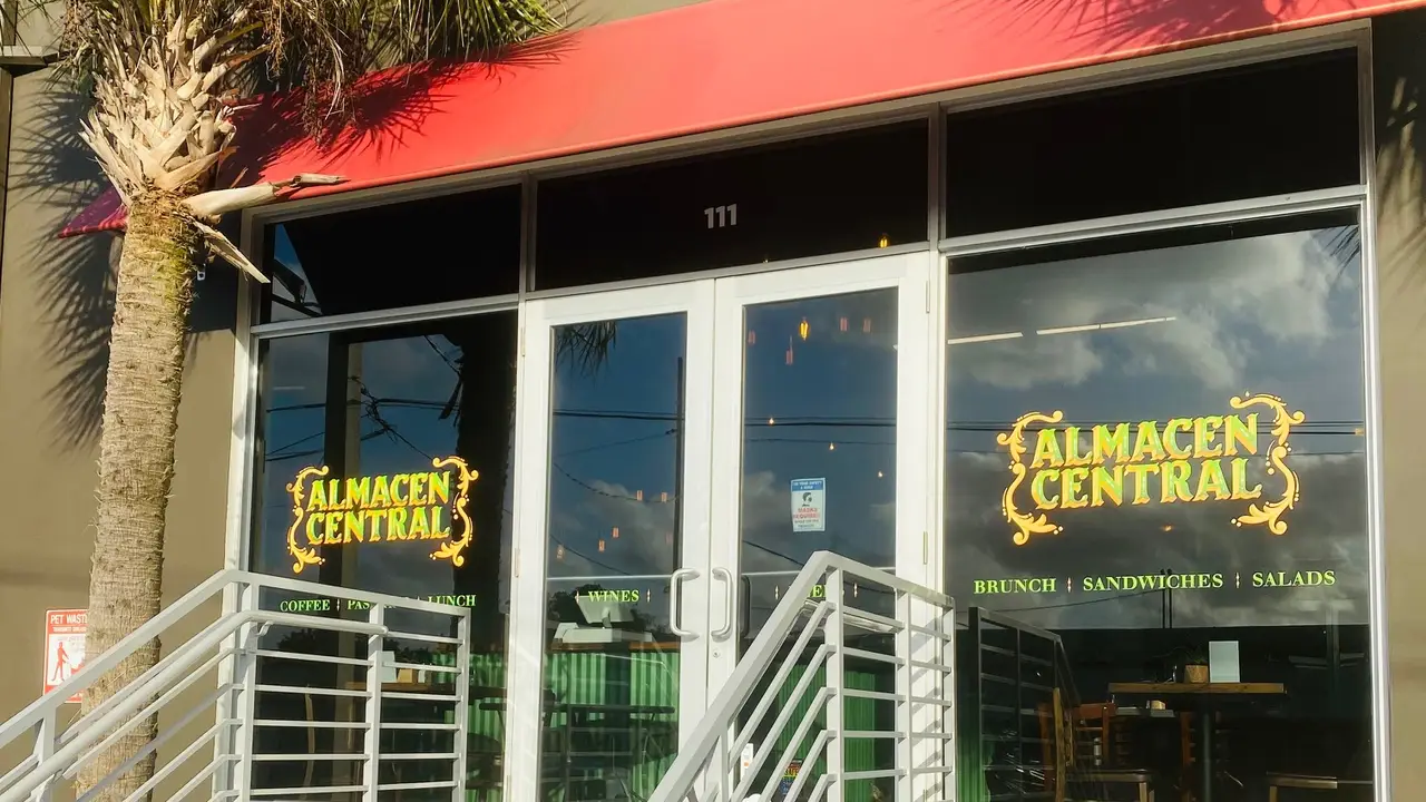 Almacen Central, Miami, FL