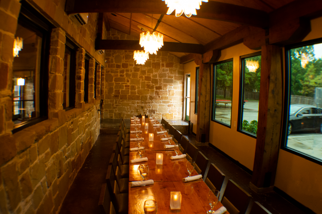Freda's Seafood Grille interior
