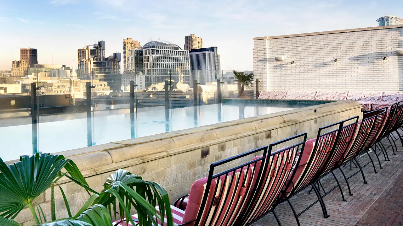 Ned’s Club Upstairs Pool Sunbeds London, London, 