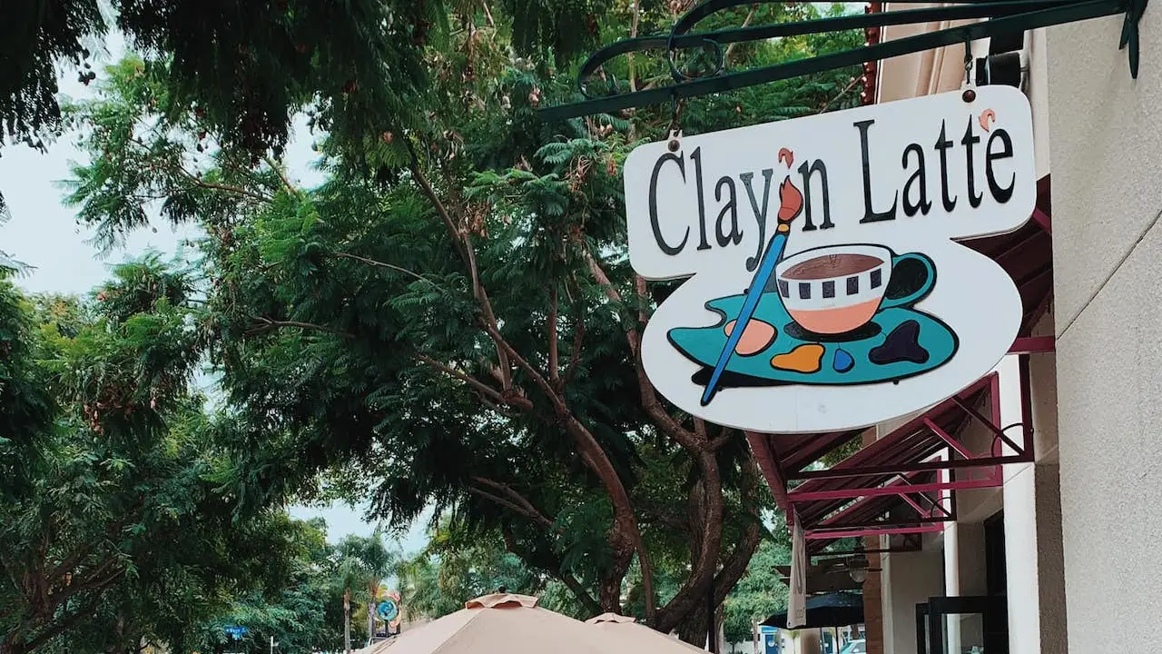 Clay n‘ Latte, Vista, CA